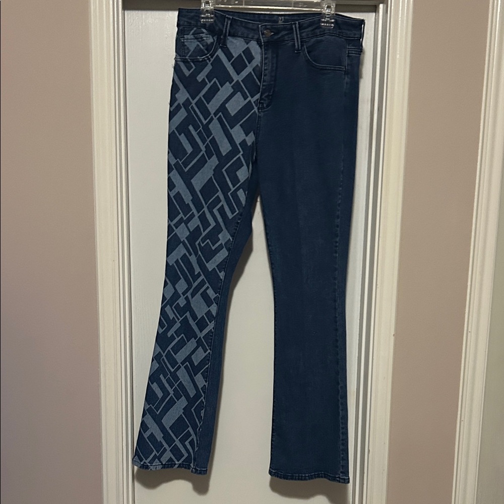 New York & Company Geometric Blue Flare Jeans
